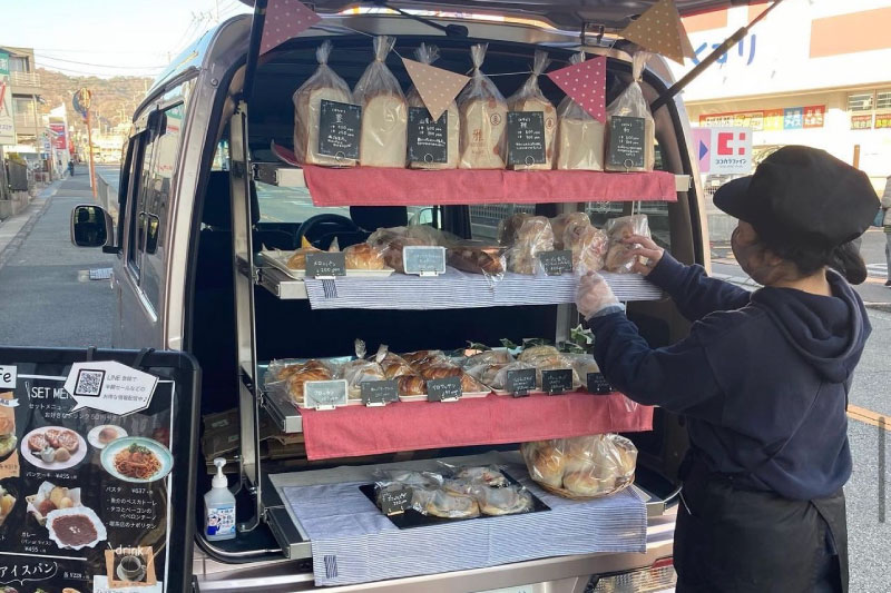 大阪府池田市のパン食べ放題、移動販売、出張販売のパン屋さん